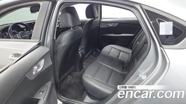 Kia K3 (II) 1.6 Prestige 2022 — фото 12