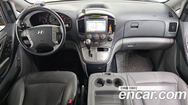 Hyundai Grand Starex 12-Seater Wagon CVX Luxury 2016 — фото 7
