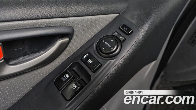 Hyundai Grand Starex 12-Seater Wagon CVX Luxury 2016 — фото 15