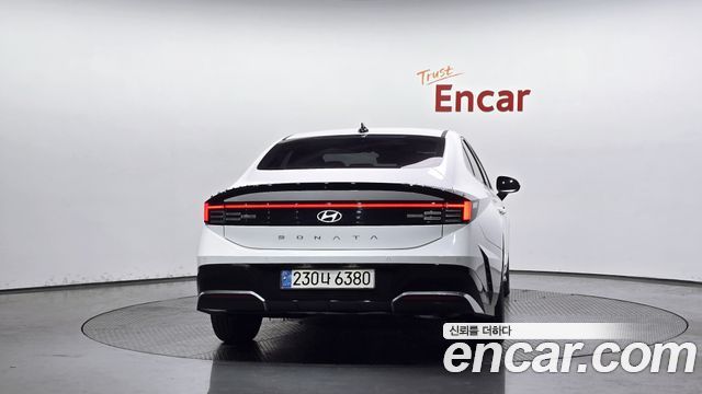 Hyundai Sonata The Edge (DN8) 2.0 Exclusive 2024 — фото 4