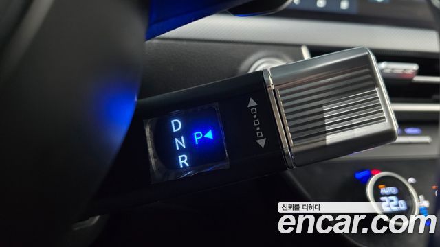 Hyundai Sonata The Edge (DN8) 2.0 Exclusive 2024 — фото 9