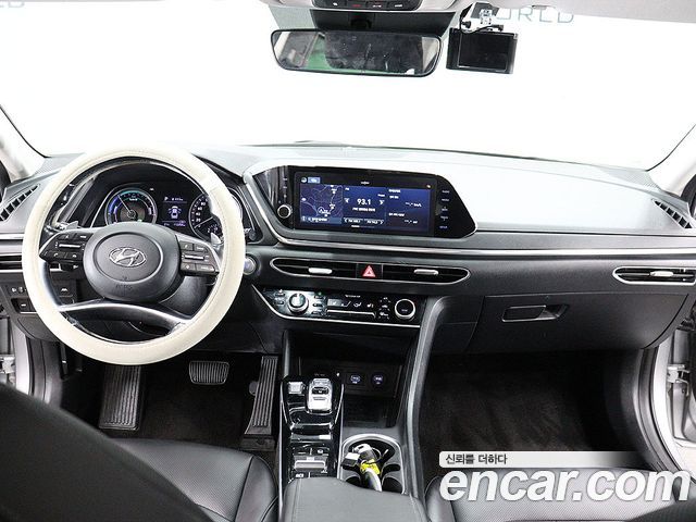Hyundai Sonata Hybrid (DN8) Premium 2020 — фото 19