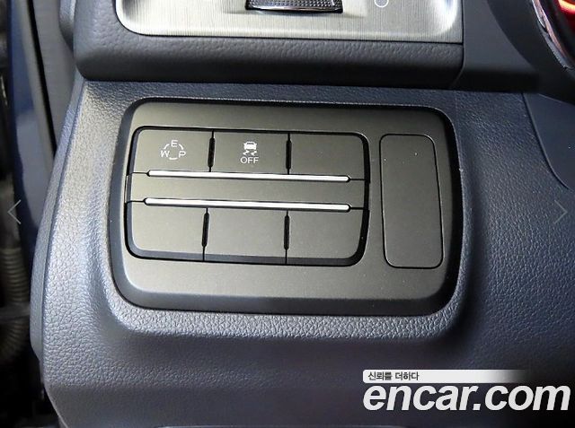KG Mobility (SsangYong) Tivoli Armor Diesel VX 2WD 2018 — фото 18