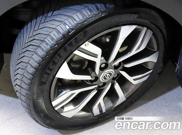 KG Mobility (SsangYong) Tivoli Armor Diesel VX 2WD 2018 — фото 24
