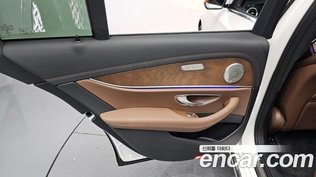 Mercedes-Benz E-Class (W213) E250 Exclusive 2021 — фото 25