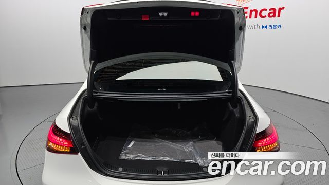 Mercedes-Benz E-Class (W213) E250 Exclusive 2021 — фото 30