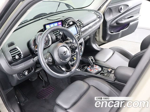 MINI Cooper Clubman Standard 2nd 2020 — фото 18