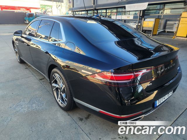 Genesis G90 (RS4) Gasoline 3.5 Turbo e-S/C AWD 2023 — фото 4