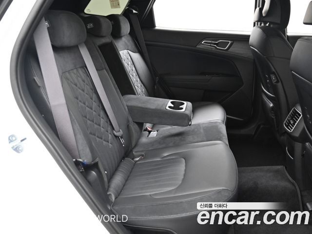 Kia Sportage (V) LPG 2.0 2WD 30TH Edition 2024 — фото 16