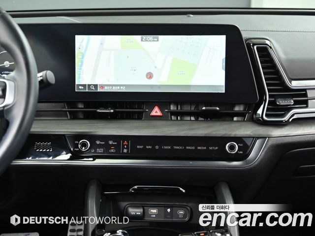 Kia Sportage (V) LPG 2.0 2WD 30TH Edition 2024 — фото 18
