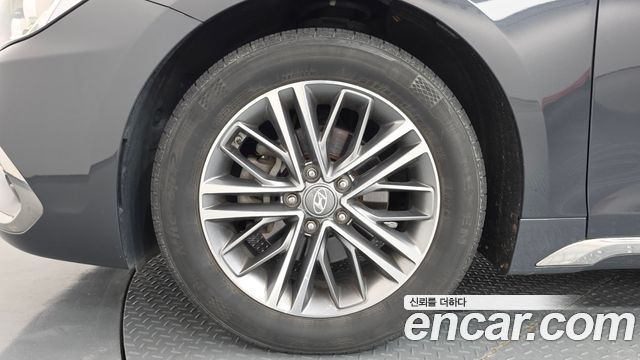 Hyundai Grandeur (IG) 3.0 LPi Modern Basic (Rental Car) 2019 — фото 5