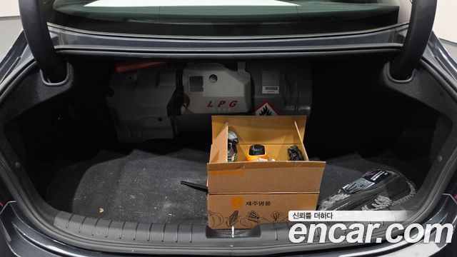 Hyundai Grandeur (IG) 3.0 LPi Modern Basic (Rental Car) 2019 — фото 20