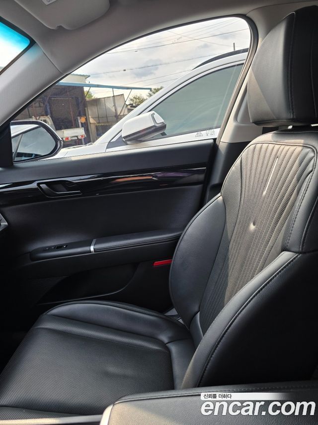 Hyundai Grandeur (GN7) 3.5 LPG 2WD (Taxi) Deluxe 2024 — фото 9