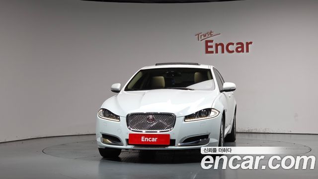 Jaguar XF 2.0 Luxury X250 2014 — фото 3