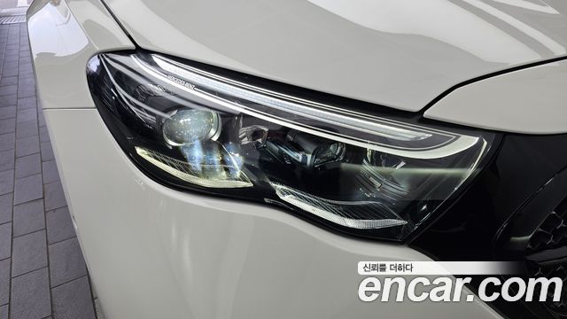 Mercedes-Benz E-Class (W214) E300 4MATIC AMG Line 2025 — фото 22