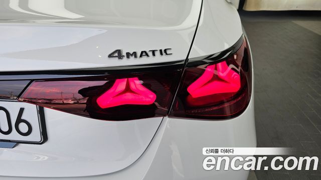 Mercedes-Benz E-Class (W214) E300 4MATIC AMG Line 2025 — фото 23