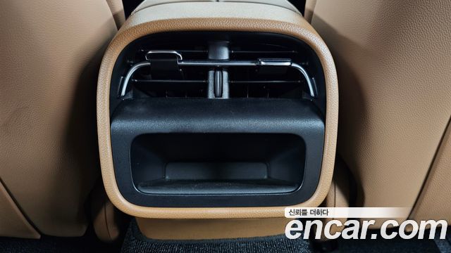 Mercedes-Benz E-Class (W214) E300 4MATIC AMG Line 2025 — фото 33