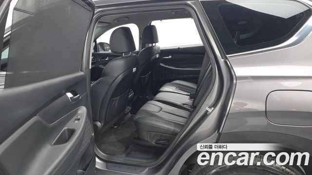 Hyundai Santa Fe HEV 1.6 4WD Prestige 2023 — фото 11
