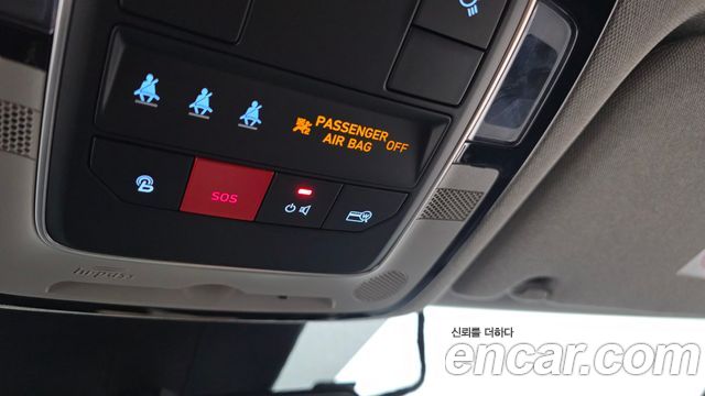 Hyundai Santa Fe HEV 1.6 4WD Prestige 2023 — фото 16