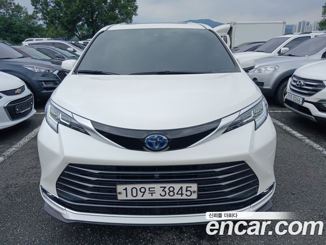 Toyota Sienna (IV) 2.5 Hybrid AWD