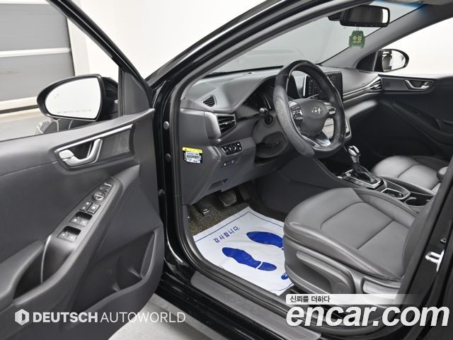 Hyundai Ioniq Hybrid 1.6 HEV I 2020 — фото 15