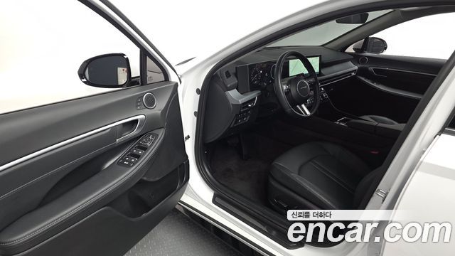Hyundai Sonata The Edge (DN8) 1.6 Turbo Exclusive 2026 — фото 10
