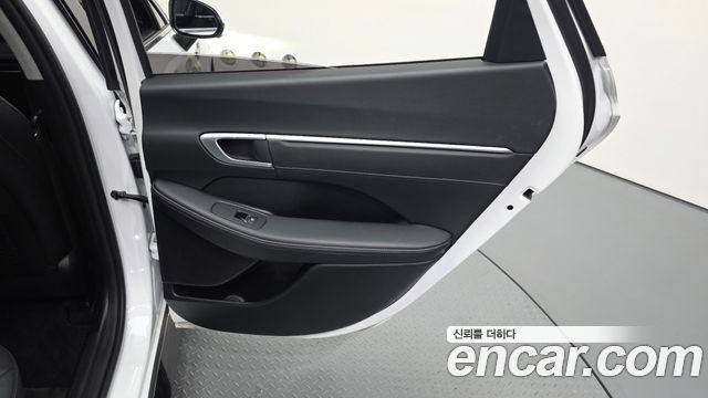 Hyundai Sonata The Edge (DN8) 1.6 Turbo Exclusive 2026 — фото 25