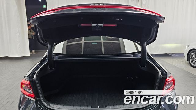 Hyundai Grandeur Hybrid (IG) Exclusive Special 2019 — фото 18