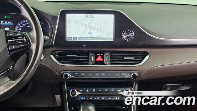 Hyundai Grandeur Hybrid (IG) Exclusive Special 2019 — фото 20