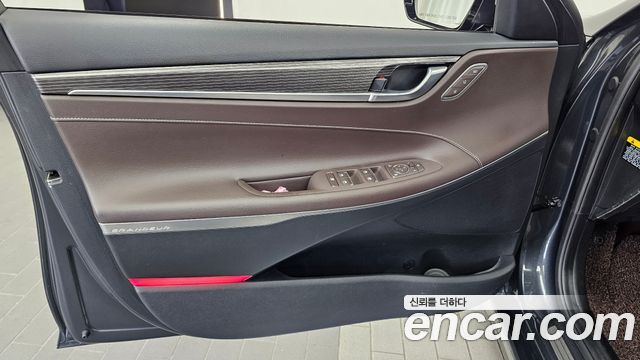Hyundai Grandeur Hybrid (IG) Exclusive Special 2019 — фото 24