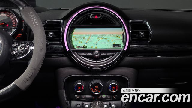 MINI Cooper D Clubman High 2nd 2016 — фото 18