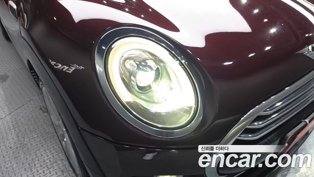 MINI Cooper D Clubman High 2nd 2016 — фото 28