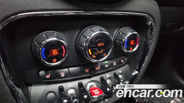 MINI Cooper D Clubman High 2nd 2016 — фото 35