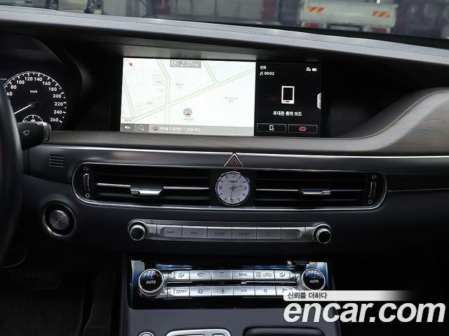 Genesis G90 3.3 T AWD Premium Luxury 2019 — фото 9