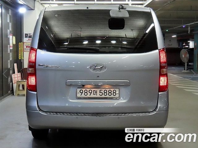 Hyundai Grand Starex 5-Seater LPi VAN CVX Luxury 2015 — фото 5