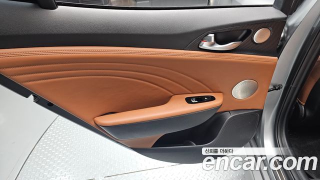 Kia Stinger Meister 3.3 GT AWD Tribute Edition 2023 — фото 25