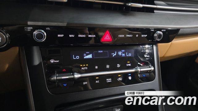 Kia Carnival (IV) Diesel 9-Seater Prestige 2023 — фото 31