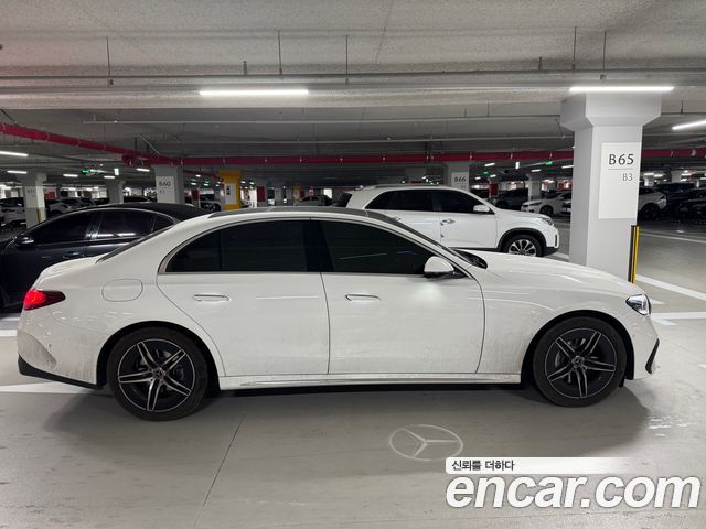 Mercedes-Benz E-Class (W214) E300 4MATIC AMG Line 2026 — фото 9