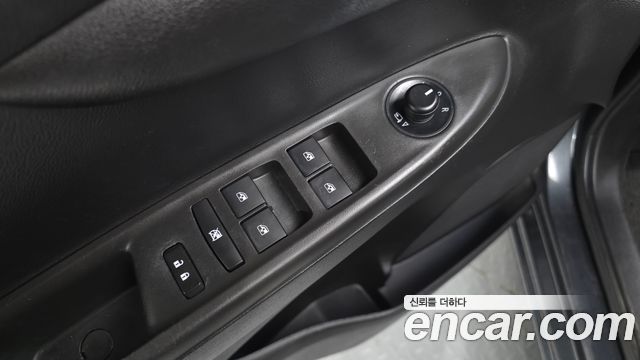 Chevrolet Spark LT 2019 — фото 14