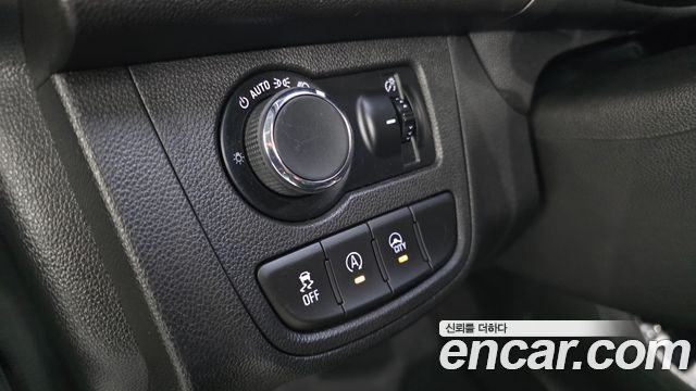 Chevrolet Spark LT 2019 — фото 15