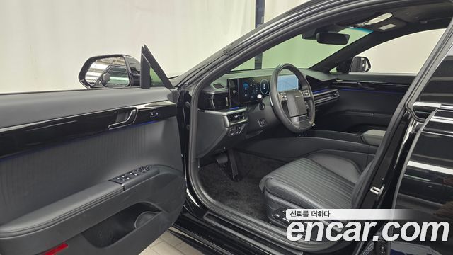 Hyundai Grandeur (GN7) 2,5 Gasoline 2WD Calligraphy 2025 — фото 10