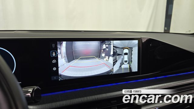 Hyundai Grandeur (GN7) 2,5 Gasoline 2WD Calligraphy 2025 — фото 15