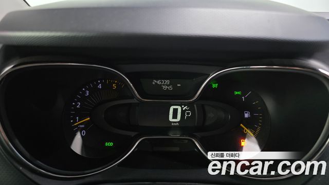 Renault Korea QM3 RE 2016 — фото 8