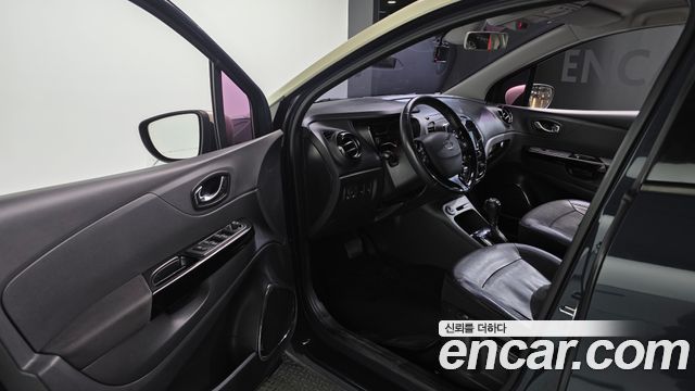 Renault Korea QM3 RE 2016 — фото 10