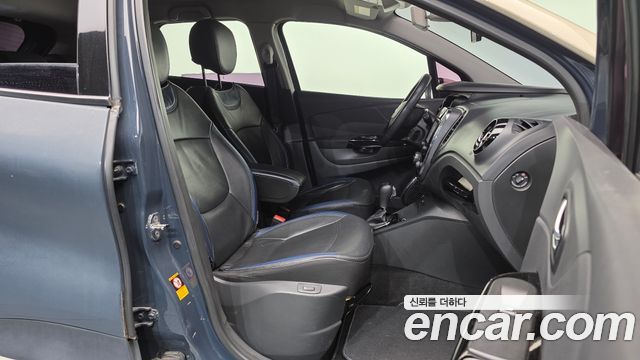 Renault Korea QM3 RE 2016 — фото 11
