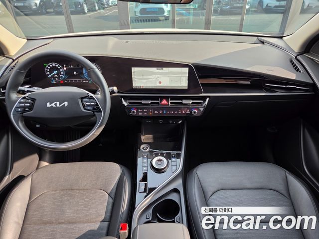 Kia Niro EV Air 2023 — фото 7