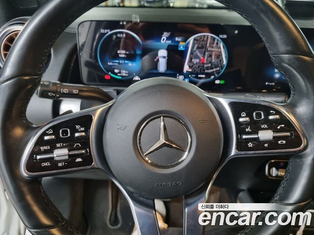 Mercedes-Benz EQB (X243) EQB300 4MATIC Electric Art 2024 — фото 20