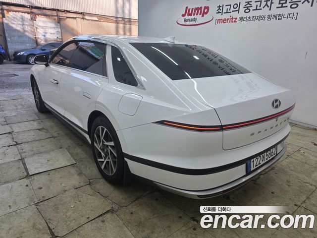 Hyundai Grandeur (GN7) 3.5 LPG 2WD Premium 2023 — фото 3