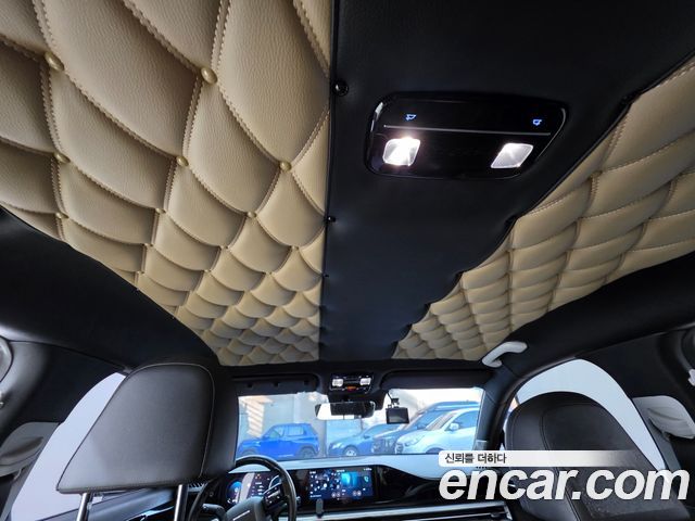 Hyundai Grandeur (GN7) 3.5 LPG 2WD Premium 2023 — фото 9