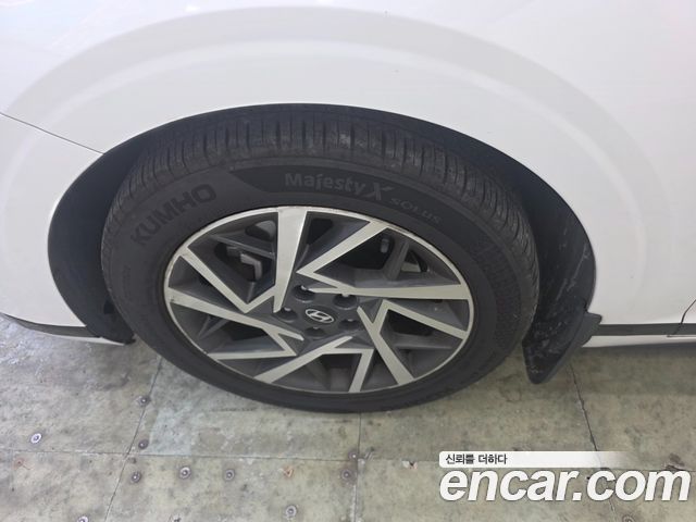 Hyundai Grandeur (GN7) 3.5 LPG 2WD Premium 2023 — фото 23